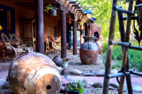 Отель Adobe and Pines Inn Bed and Breakfast  Таос